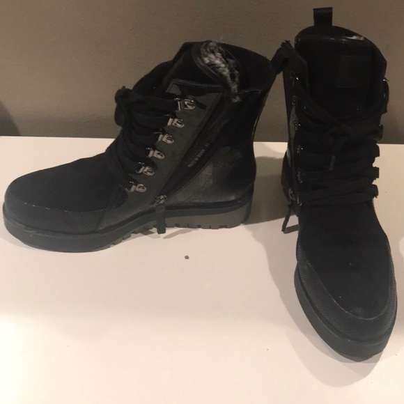 Faux fur lined combat style boots - Picture 2 of 7